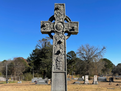 Single cross memorial  